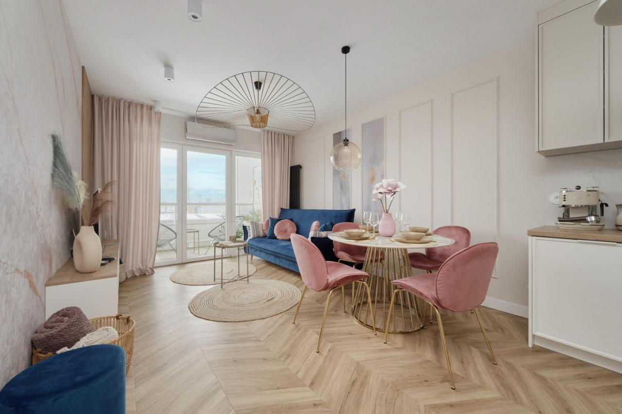 Elegant Apartment With Balcony Krakowska Wroclaw By Renters Prestige Exterior foto