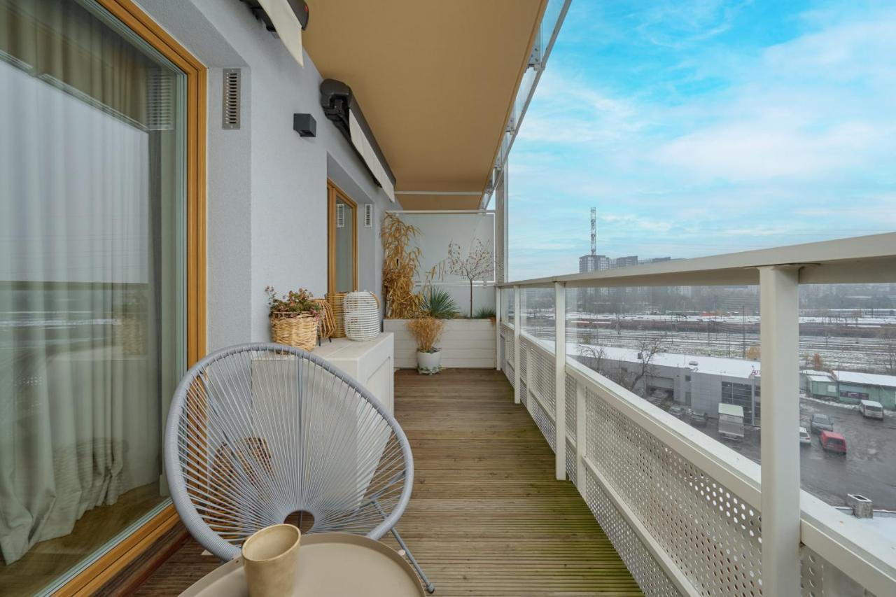 Elegant Apartment With Balcony Krakowska Wroclaw By Renters Prestige Exterior foto